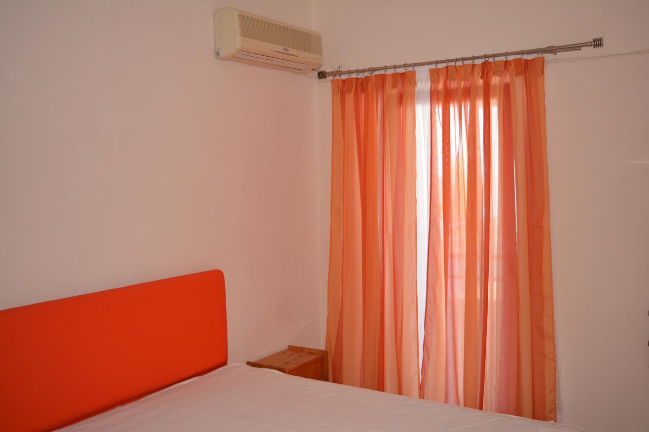Kangaroo Hotel โมลากาลีวา ภายนอก รูปภาพ